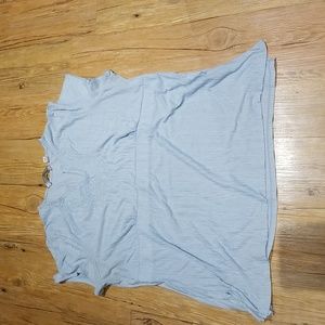 Soft by Avenue soft slate blue short sleeve vneck top EUC sz 22/24